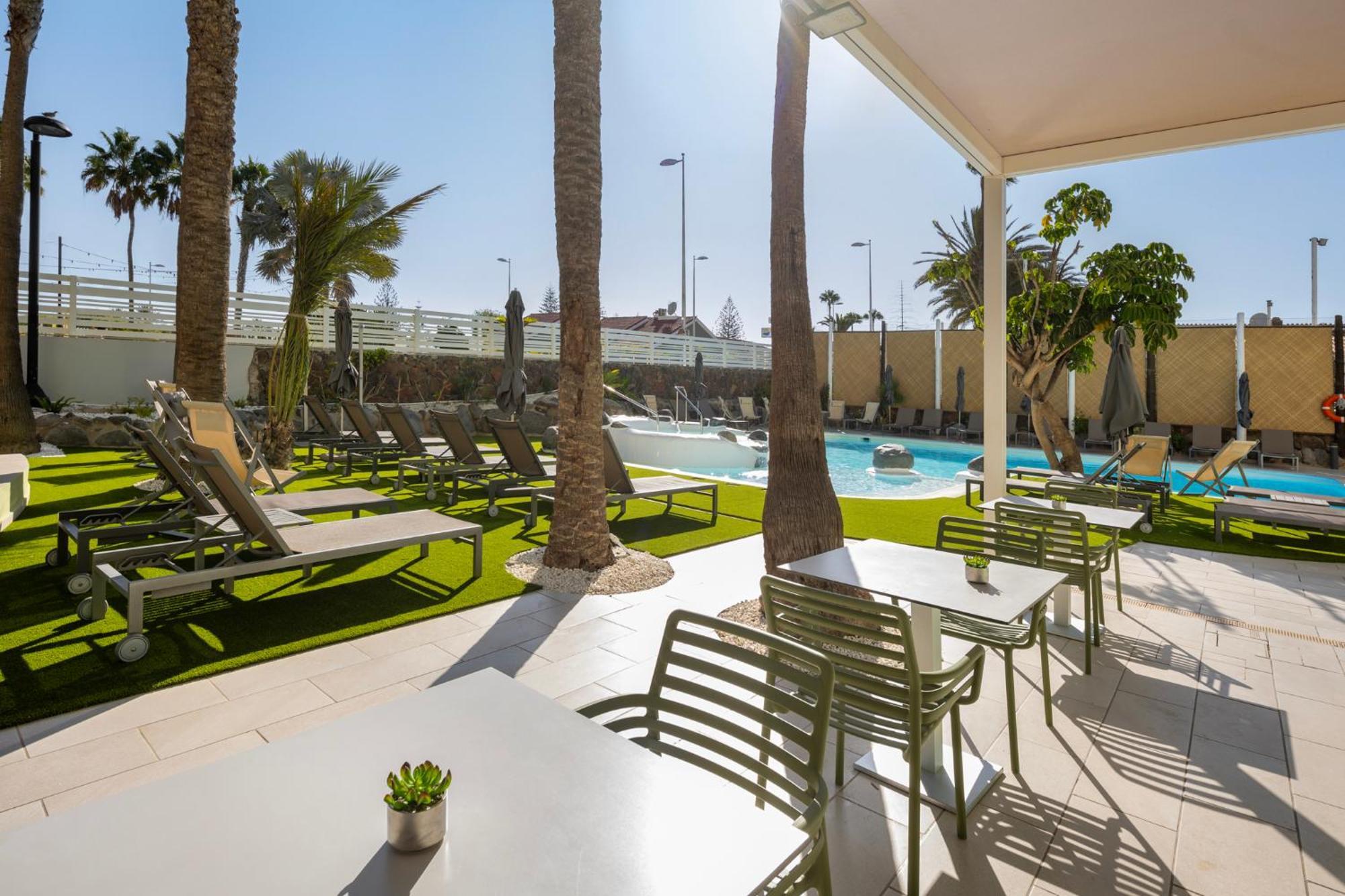 Hotel THe Anamar Suites Playa del Inglés Buitenkant foto